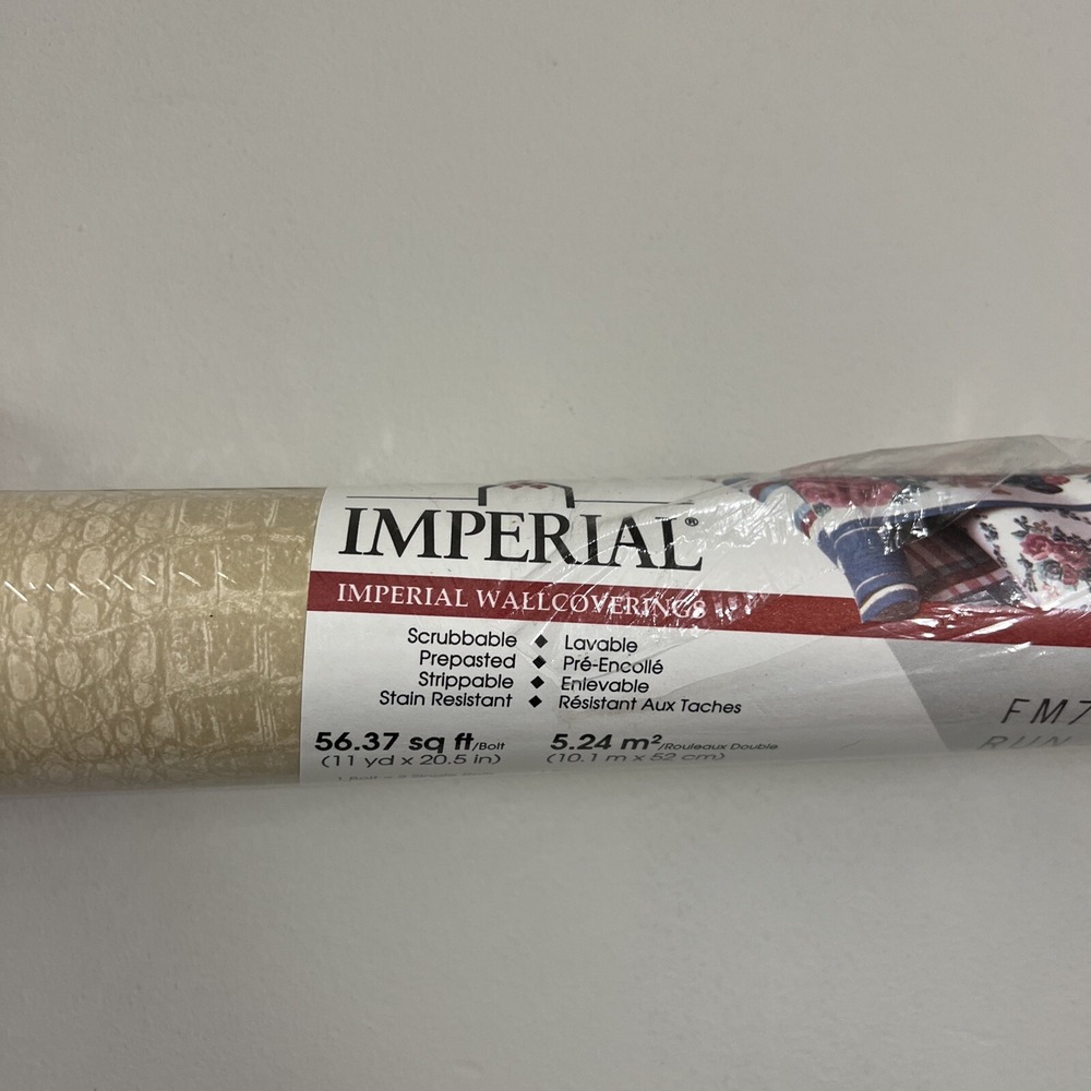 Vintage Imperial Wallcoverings Tan Crocodile Print FM7191 56.37 sq ft Project